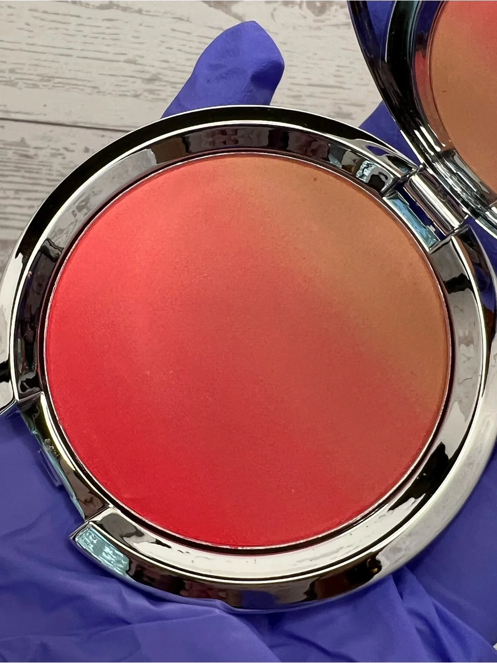 it cosmetics CC+ Radiance Ombré Blush — Coral, Full-size